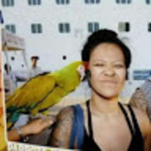 Meet your Posher, Hiedi j.